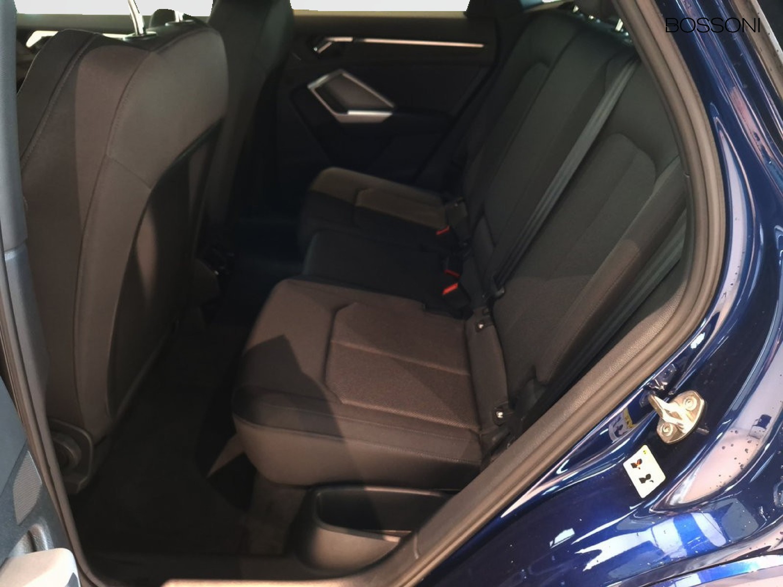 12 - Audi Q3 sportback 35 1.5 tfsi evo2 identity black s tronic