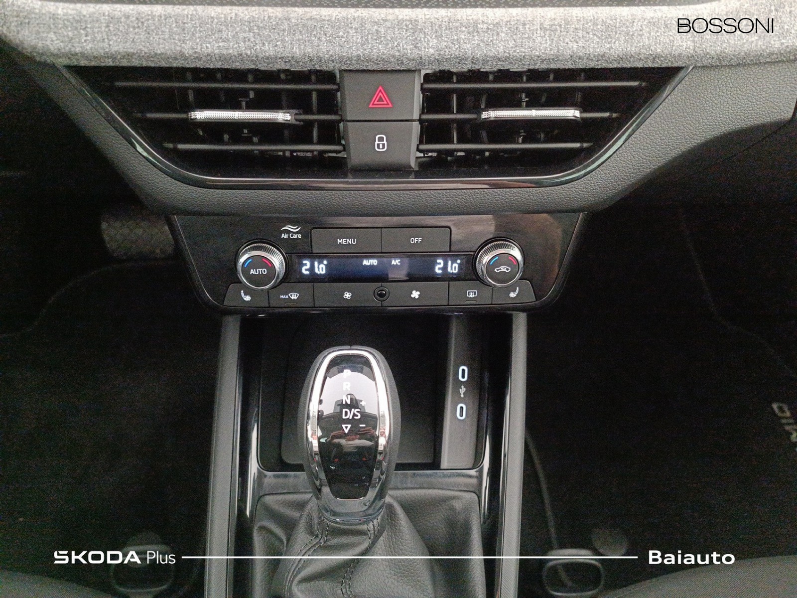11 - Skoda Kamiq 1.5 tsi act 150cv 130 edition dsg