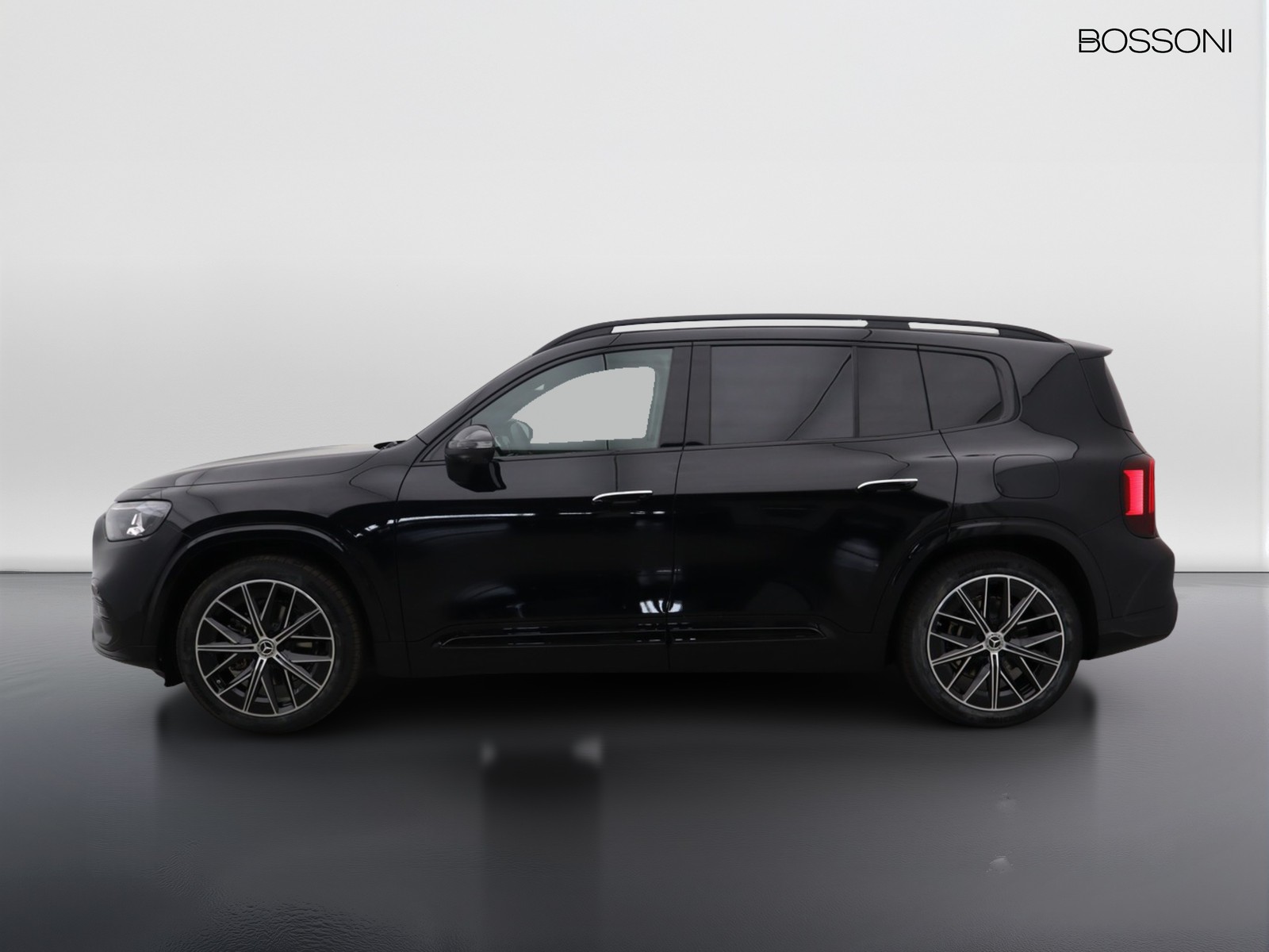 3 - Mercedes GLB 220 advanced plus 4matic 8g-edct