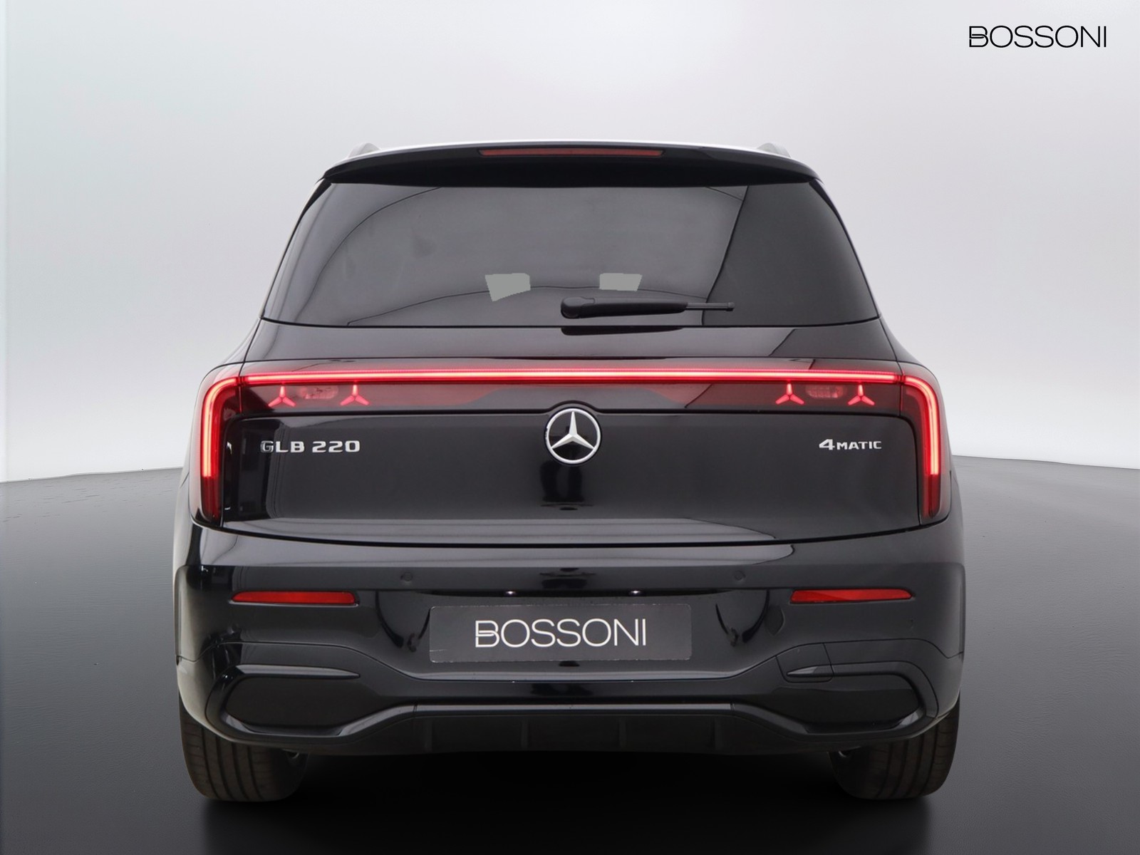 6 - Mercedes GLB 220 advanced plus 4matic 8g-edct