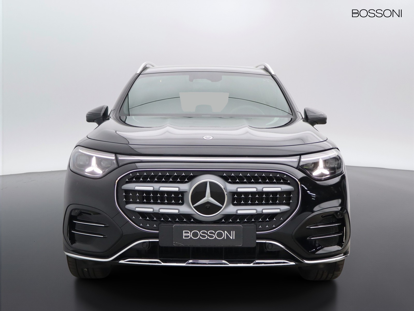 2 - Mercedes GLB 200 advanced plus 4matic 8g-edct