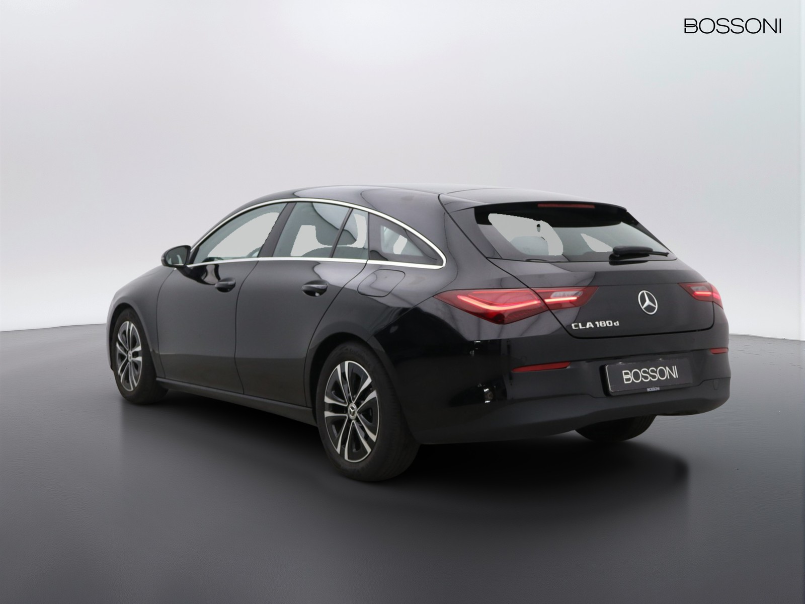 5 - Mercedes CLA shooting brake 180 d advanced 8g-dct