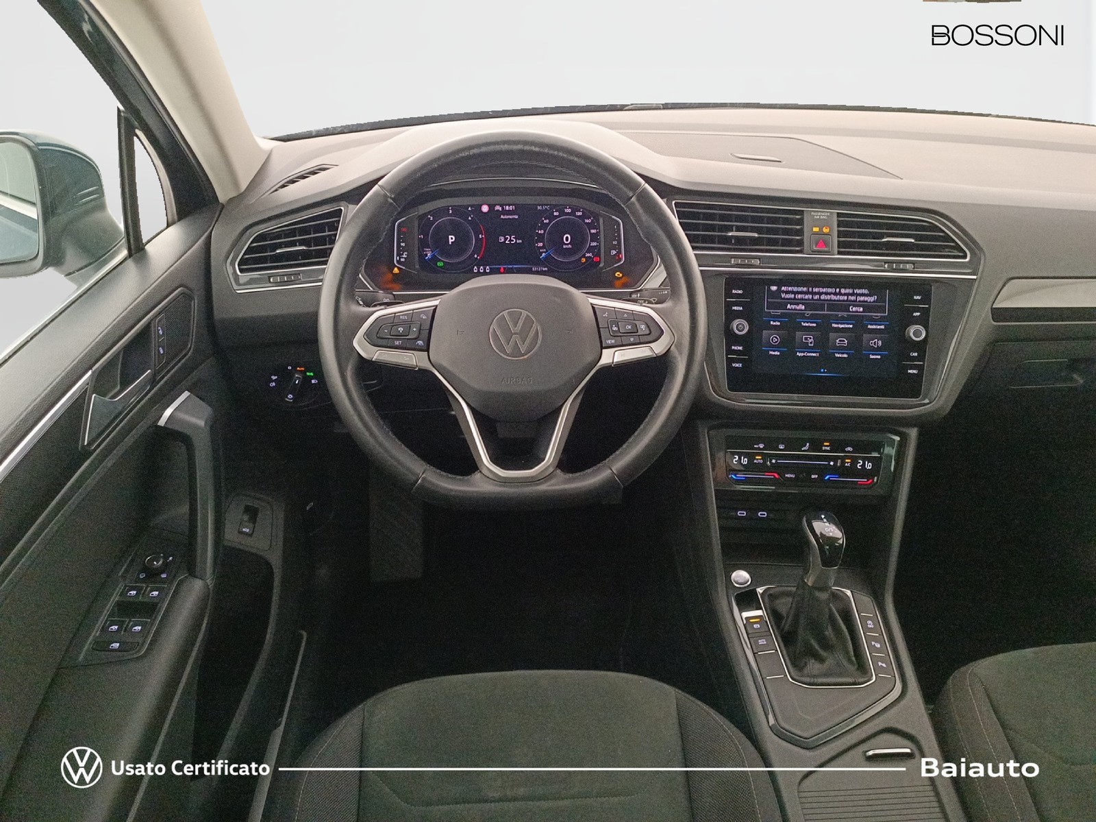 8 - Volkswagen Tiguan 2.0 tdi scr 150cv elegance dsg
