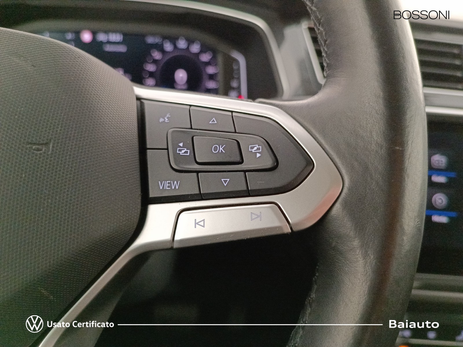 16 - Volkswagen Tiguan 2.0 tdi scr 150cv elegance dsg