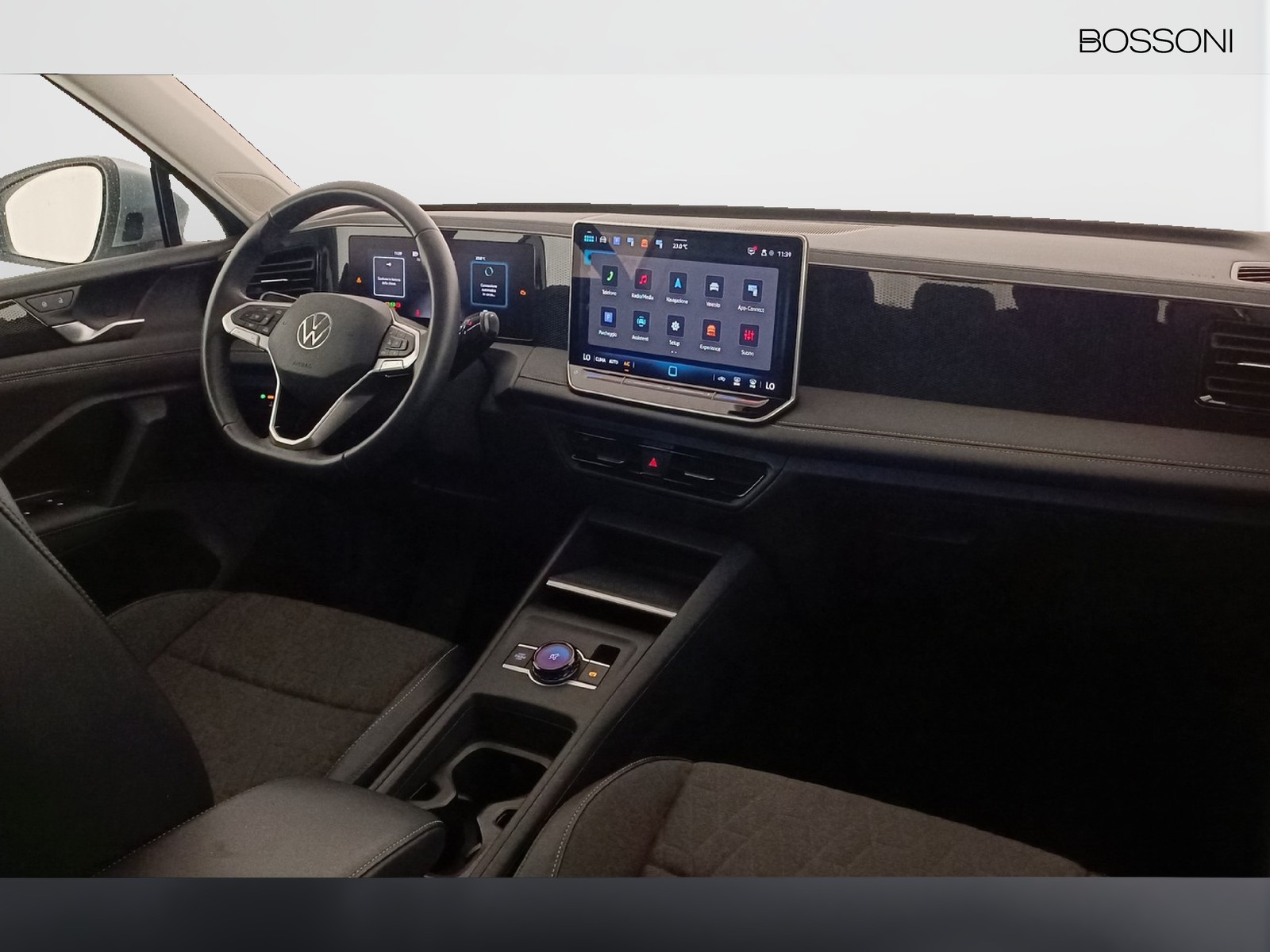 6 - Volkswagen Tiguan 2.0 tdi scr 150cv life dsg