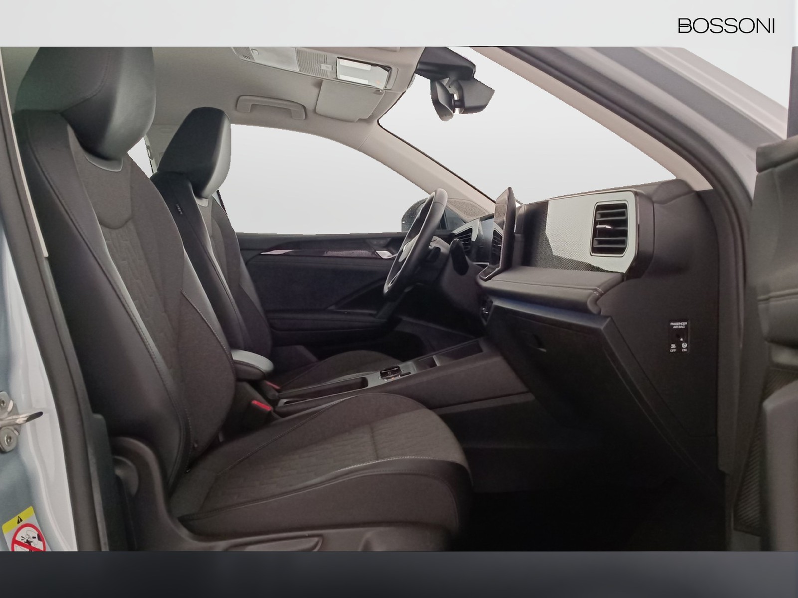 8 - Volkswagen Tiguan 2.0 tdi scr 150cv life dsg