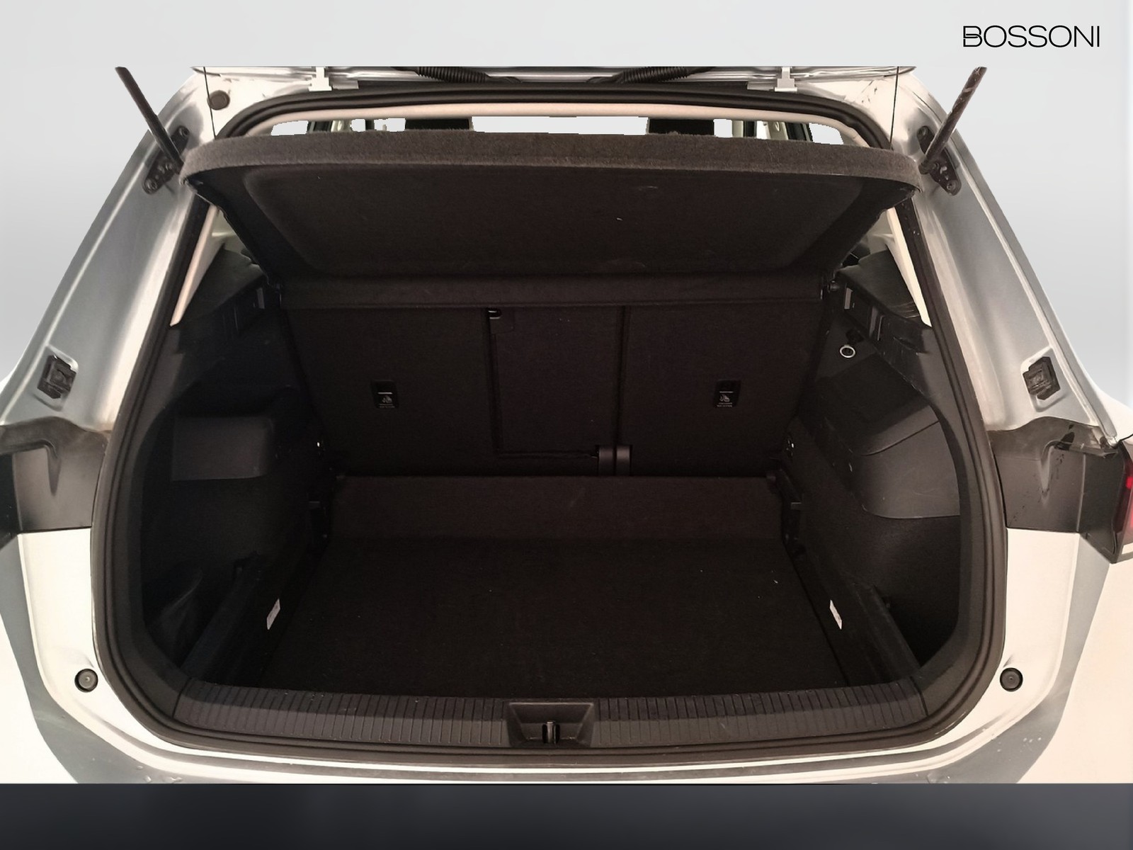 10 - Volkswagen Tiguan 2.0 tdi scr 150cv life dsg