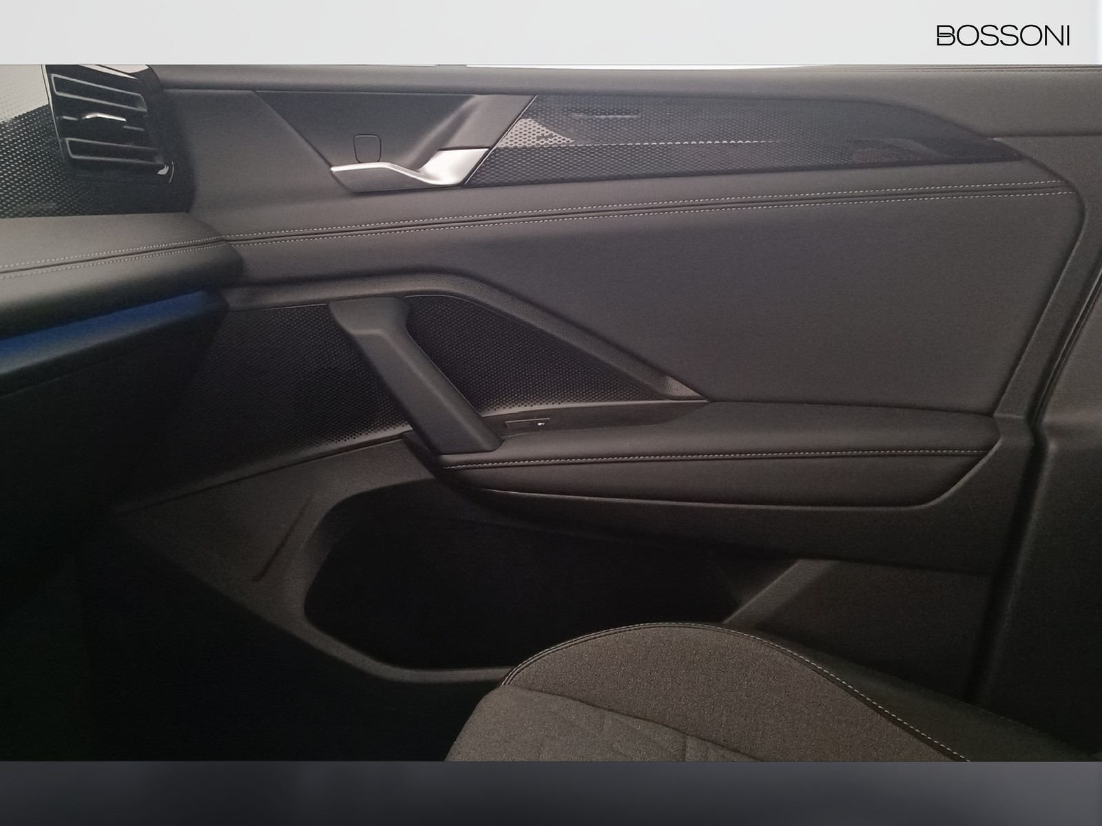29 - Volkswagen Tiguan 2.0 tdi scr 150cv life dsg