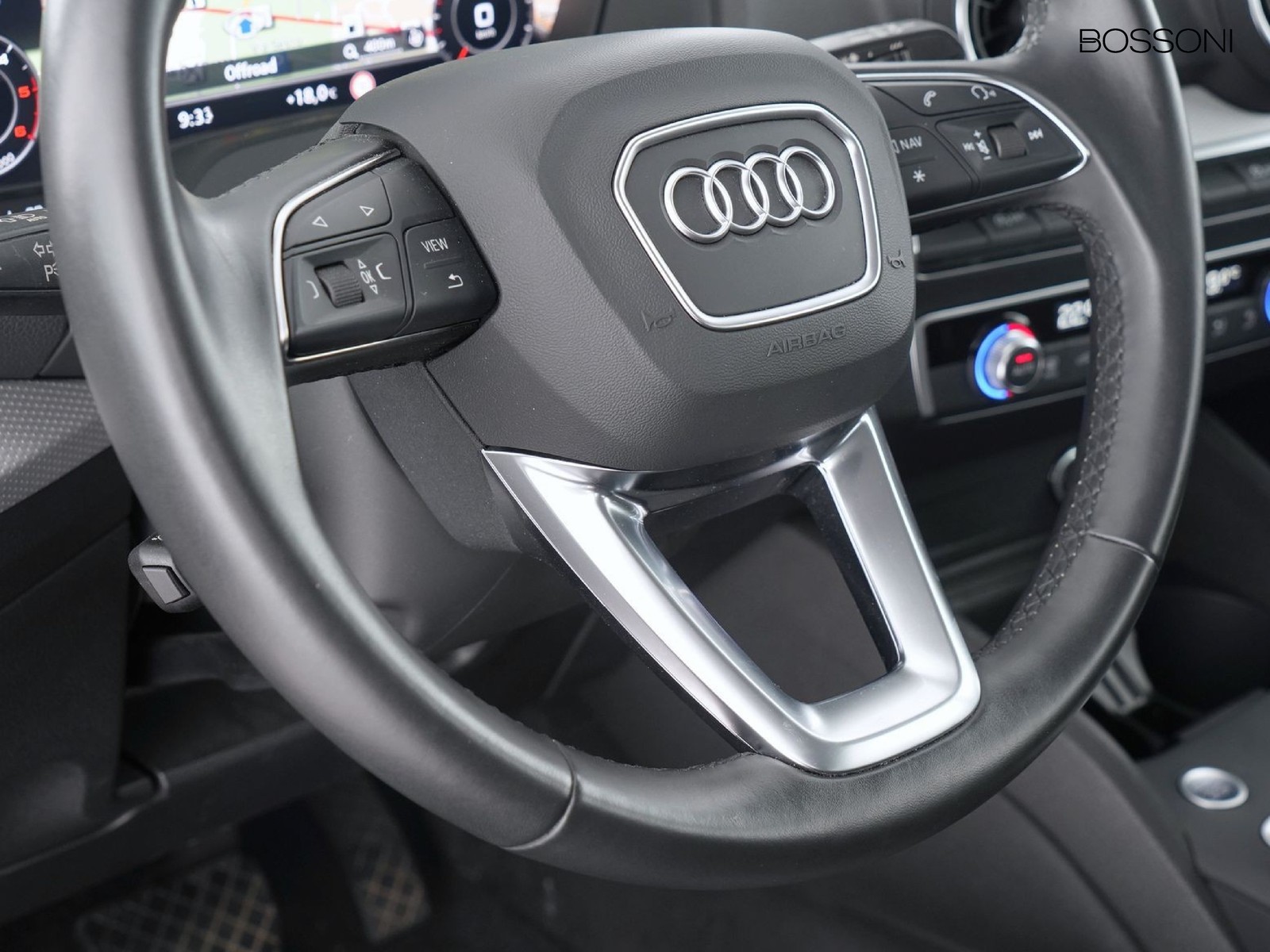 26 - Audi Q2 30 2.0 tdi s line edition s tronic