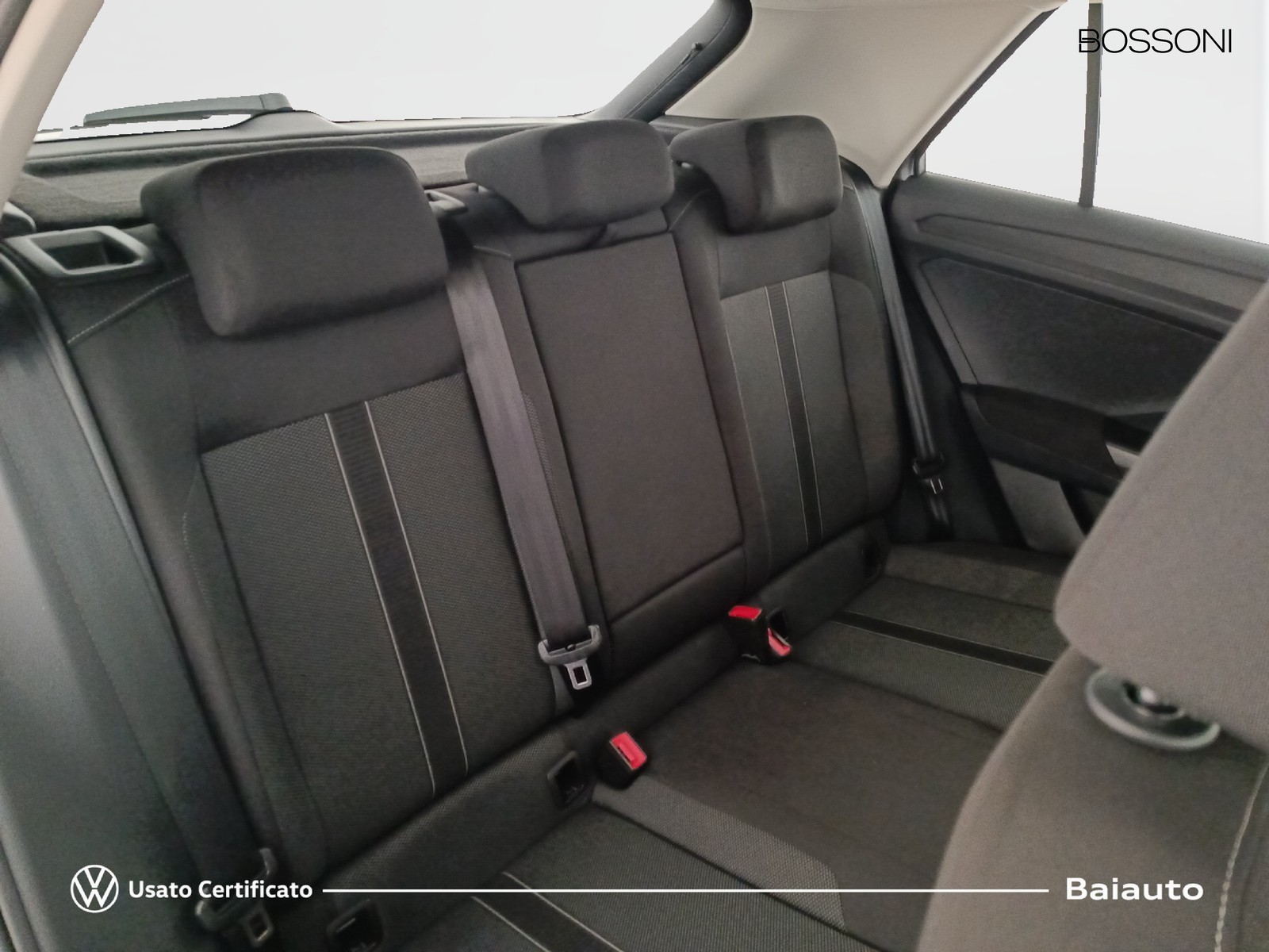 21 - Volkswagen T-Roc 2.0 tdi scr 150cv life dsg