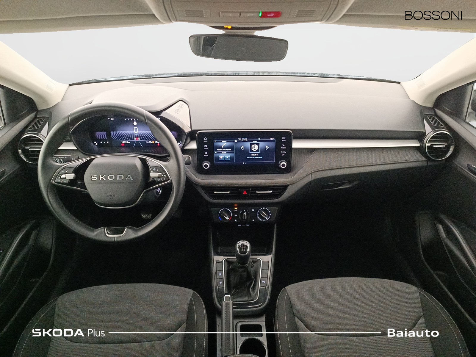 6 - Skoda Fabia 1.0 mpi 80cv selection