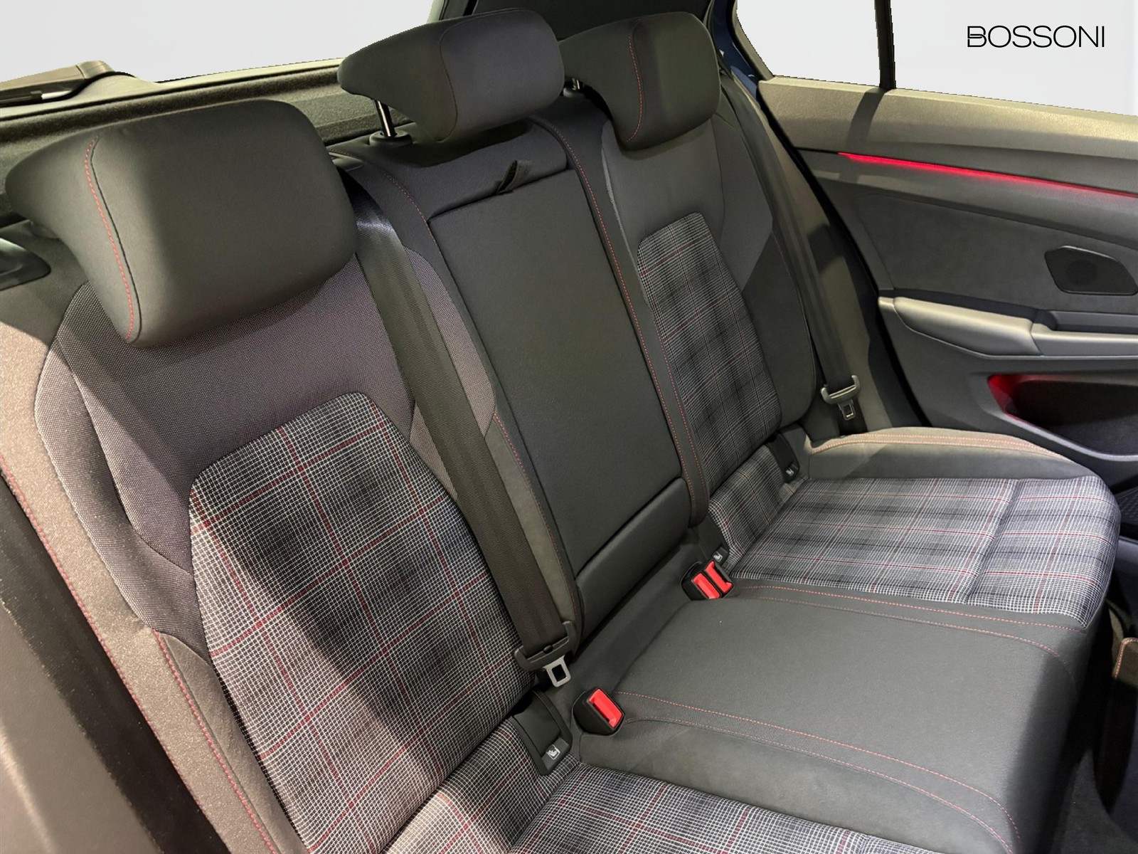 22 - Volkswagen Golf 2.0 tsi 265cv gti dsg