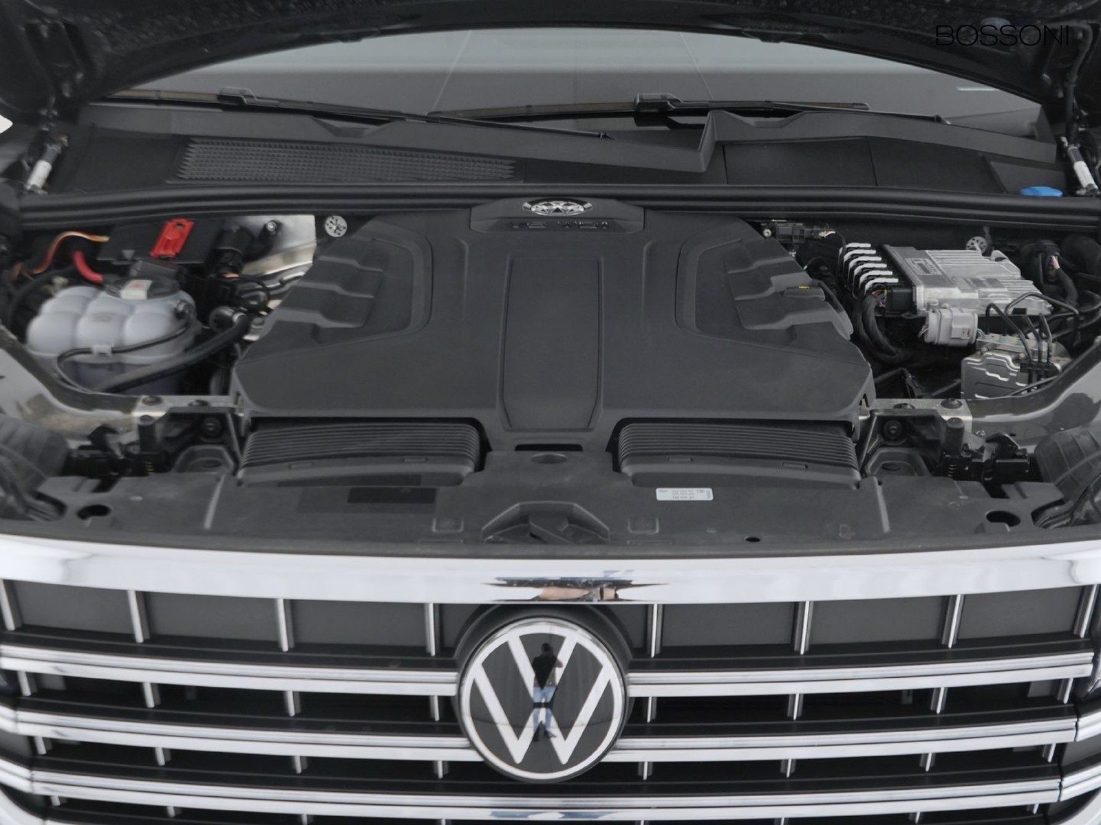 11 - Volkswagen Touareg 3.0 v6 tdi scr 231cv elegance 4motion tiptronic