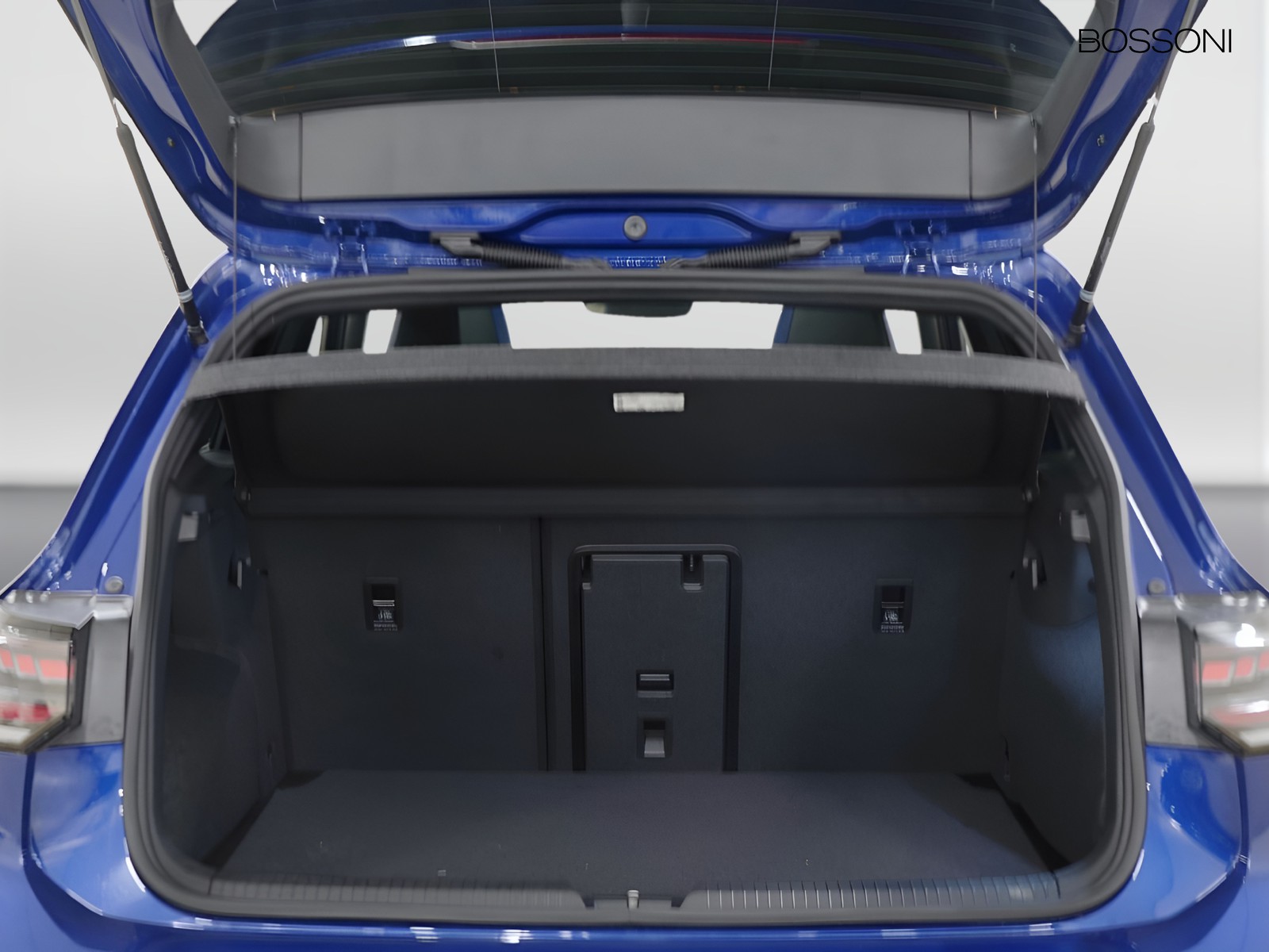 10 - Volkswagen Golf 2.0 tsi 333cv r 4motion dsg