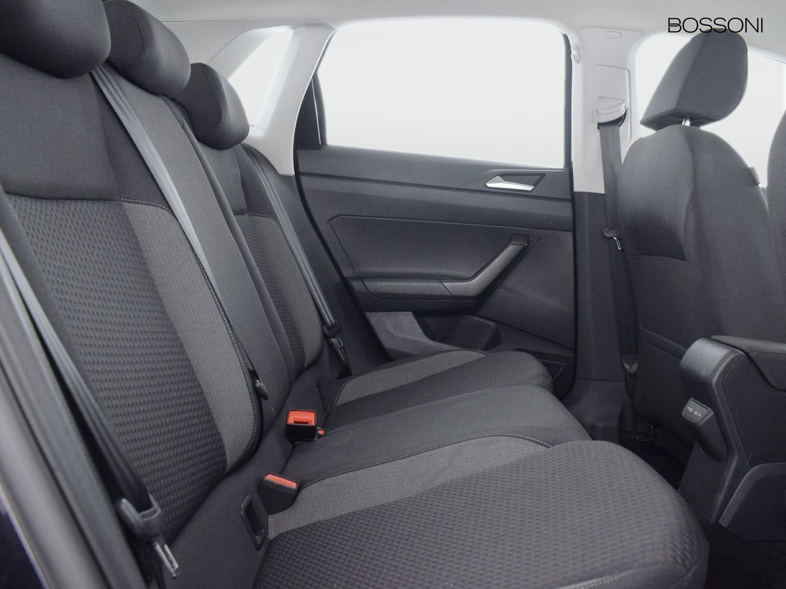 9 - Volkswagen Polo 1.0 tsi 95cv life dsg