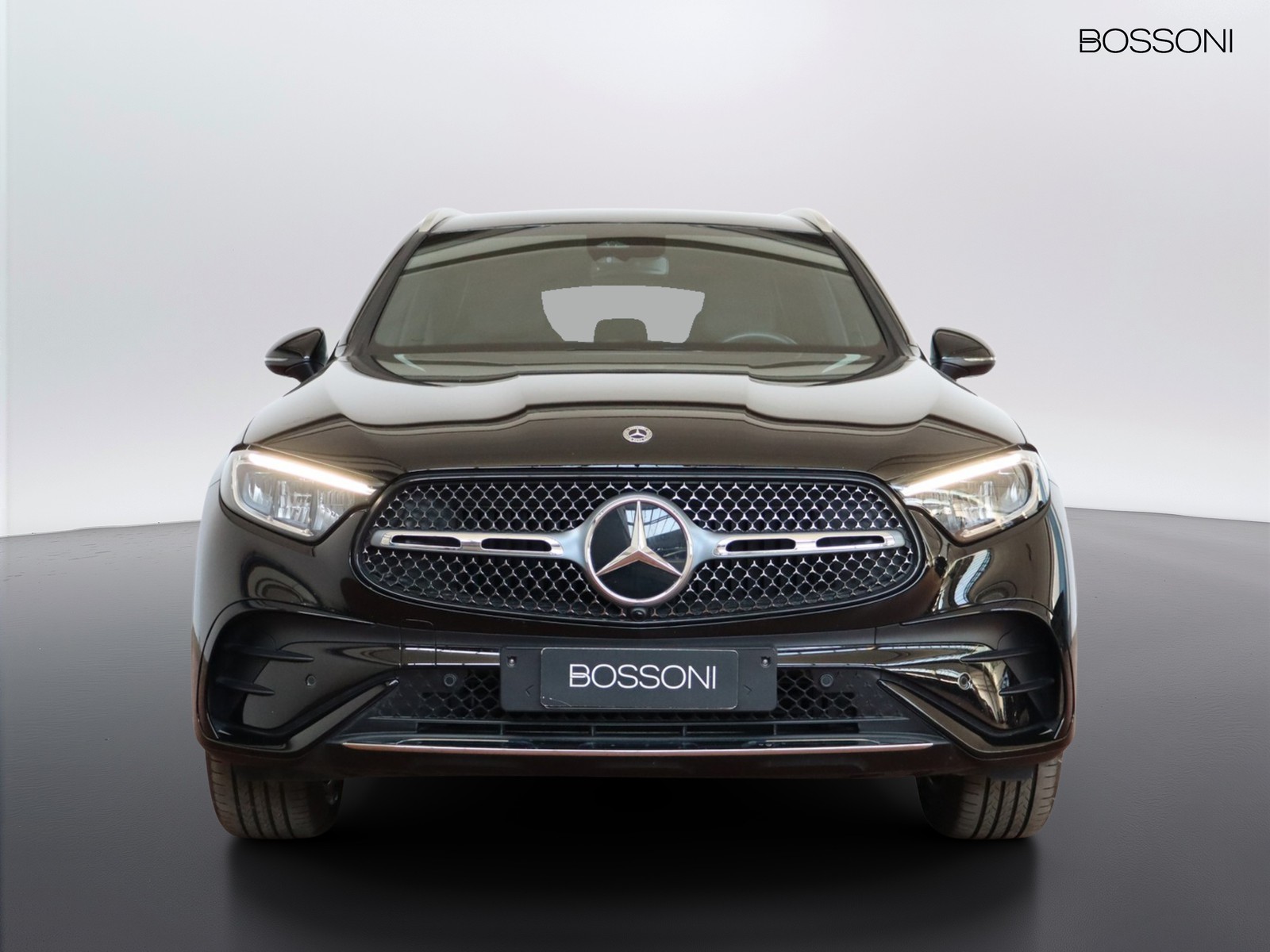2 - Mercedes GLC suv 300 de plug in hybrid amg line advanced 4matic 9g-tronic