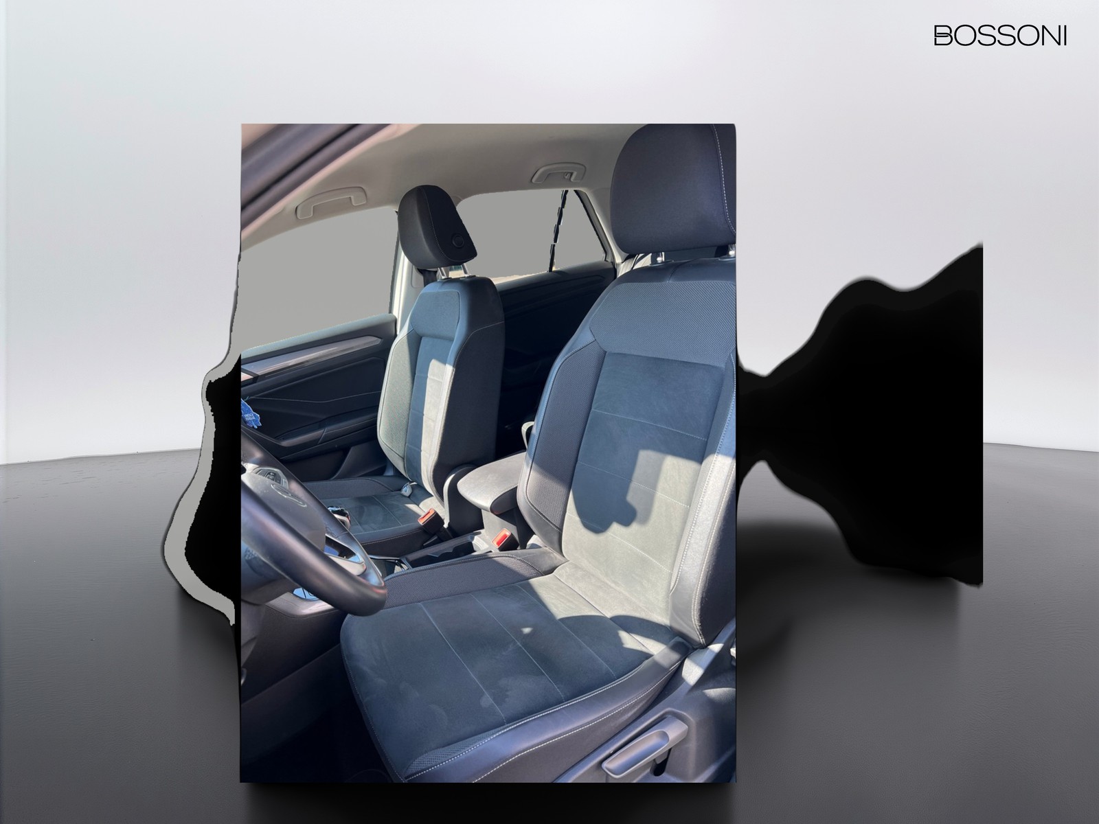 8 - Volkswagen T-Roc 1.0 tsi 110cv style
