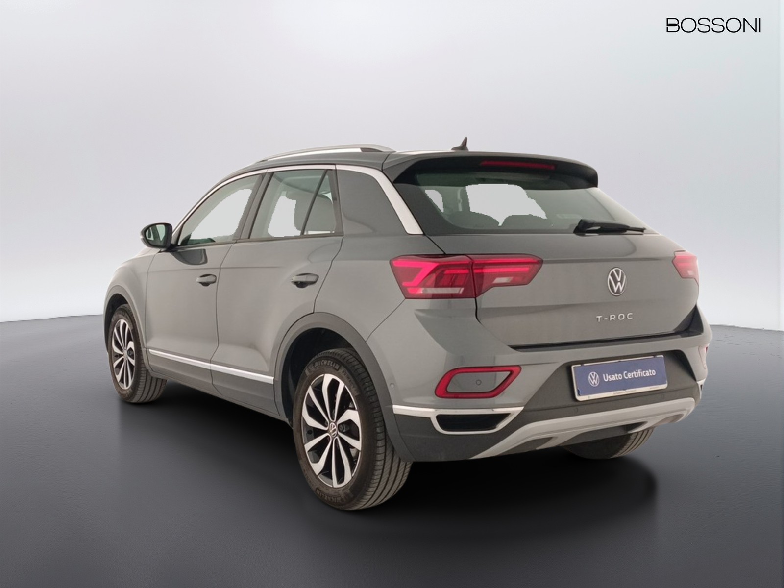 4 - Volkswagen T-Roc 1.5 tsi act style dsg