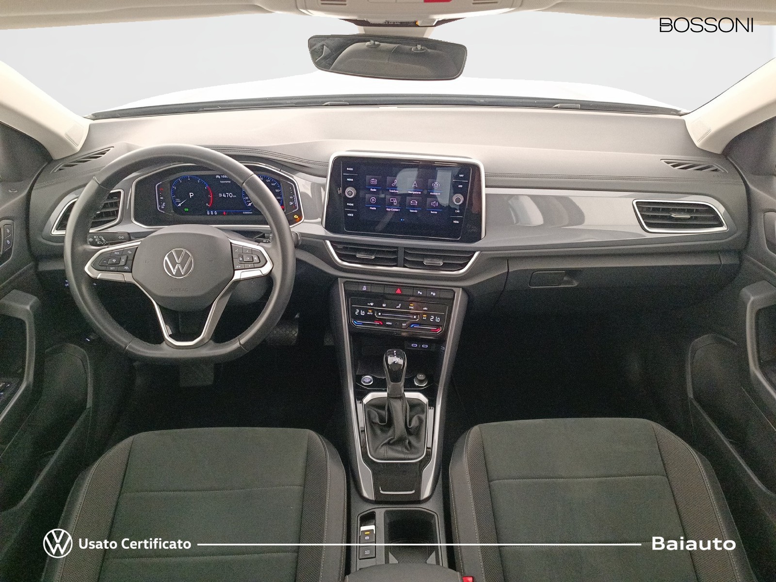 6 - Volkswagen T-Roc 1.5 tsi act style dsg