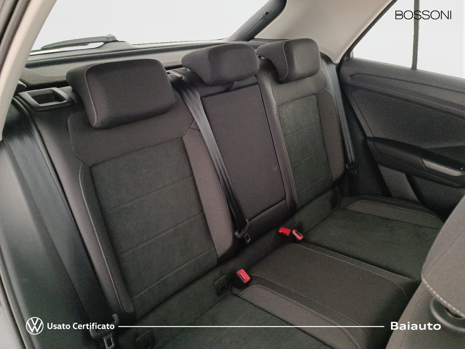 21 - Volkswagen T-Roc 1.5 tsi act style dsg