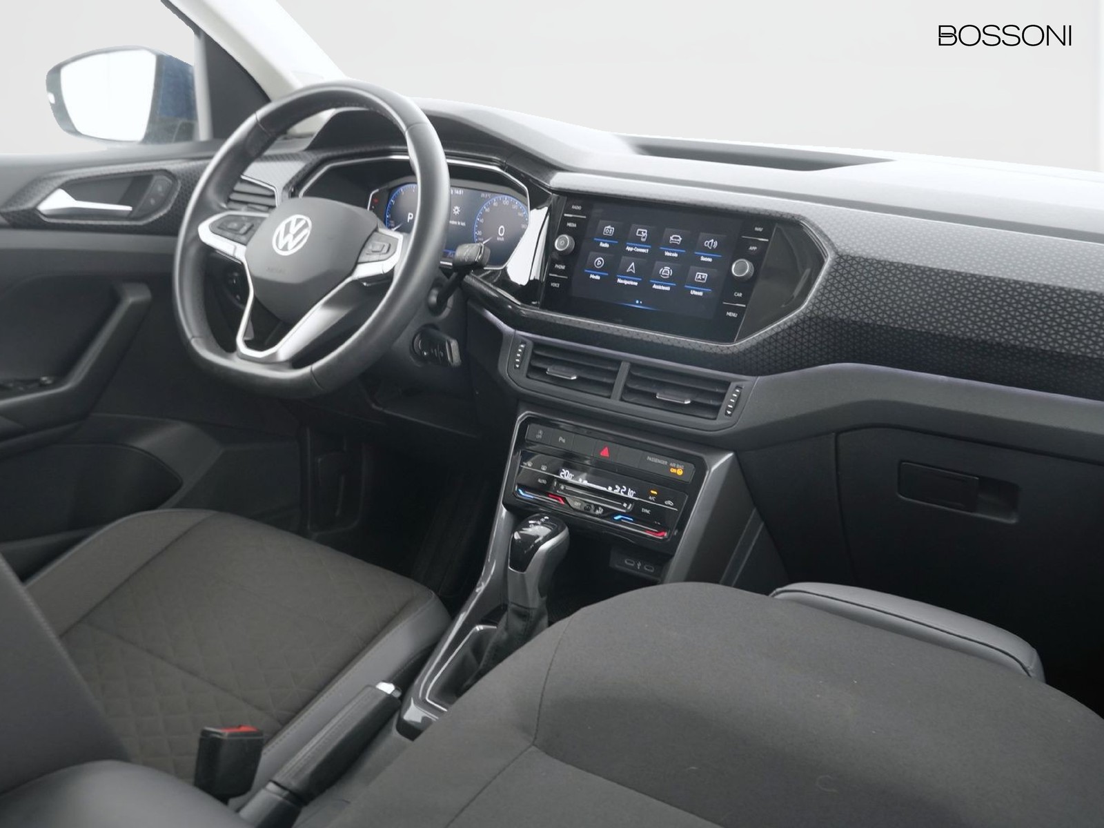 6 - Volkswagen T-Cross 1.0 tsi 110cv advanced dsg