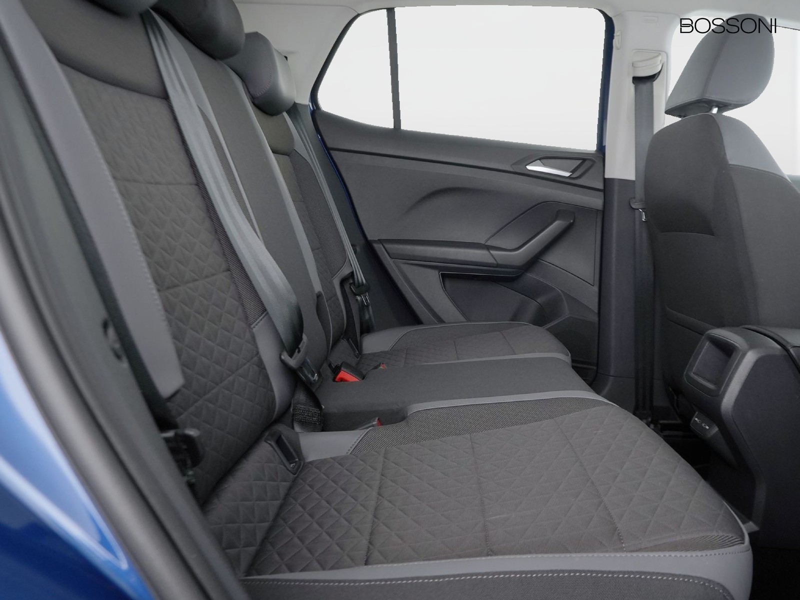 9 - Volkswagen T-Cross 1.0 tsi 110cv advanced dsg