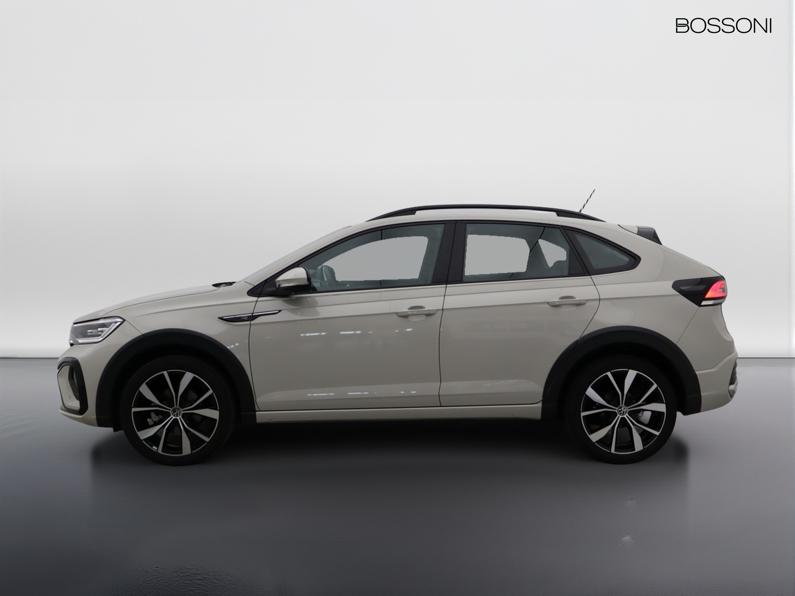 3 - Volkswagen Taigo 1.0 tsi 110cv r-line dsg