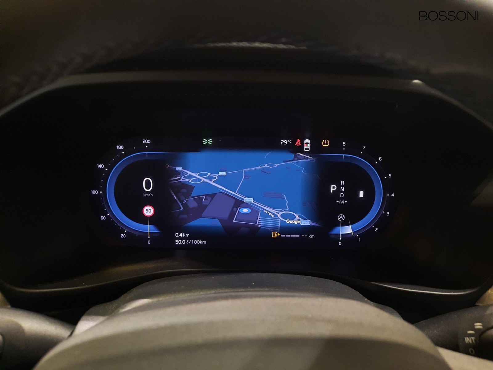 12 - Volvo XC40 2.0 b3 plus bright automatico