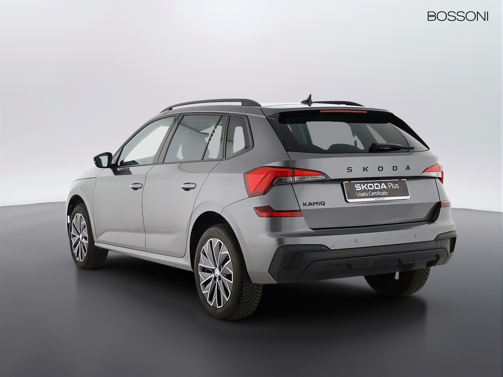 4 - Skoda Kamiq 1.0 tsi 115cv black dots dsg