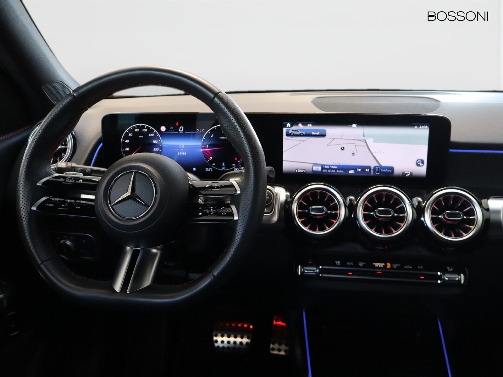 12 - Mercedes GLB 180 d amg line advanced plus 8g-dct