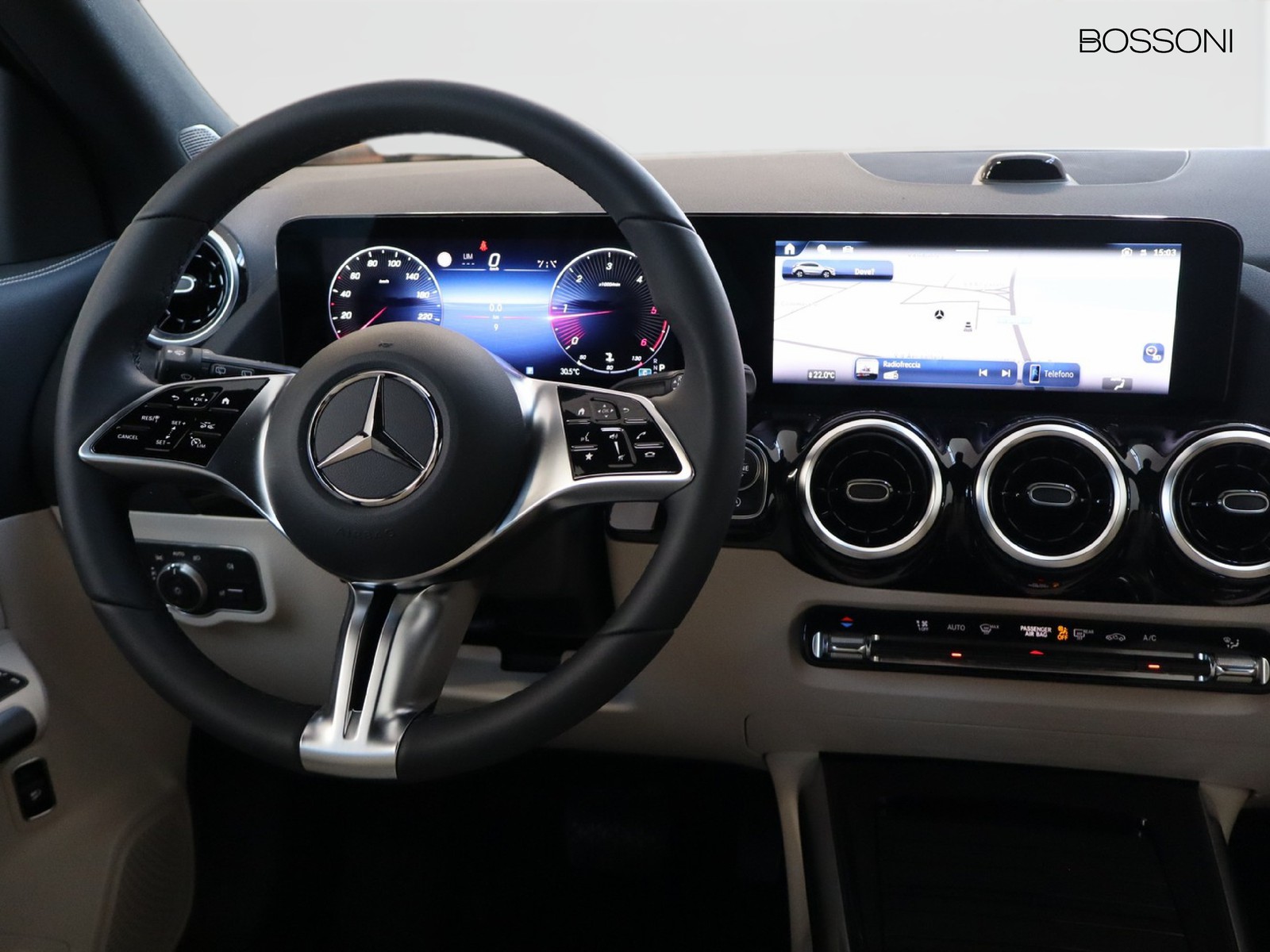 12 - Mercedes GLA 200 d progressive extra 8g-dct