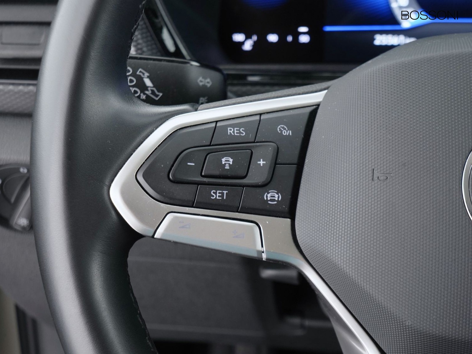24 - Volkswagen T-Cross 1.0 tsi 95cv style