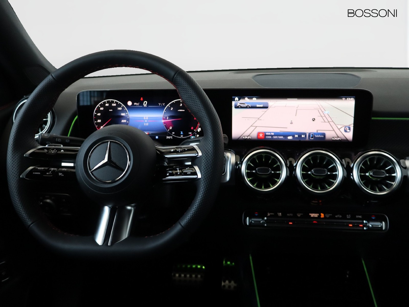 12 - Mercedes GLB 200 d amg line premium 8g-dct