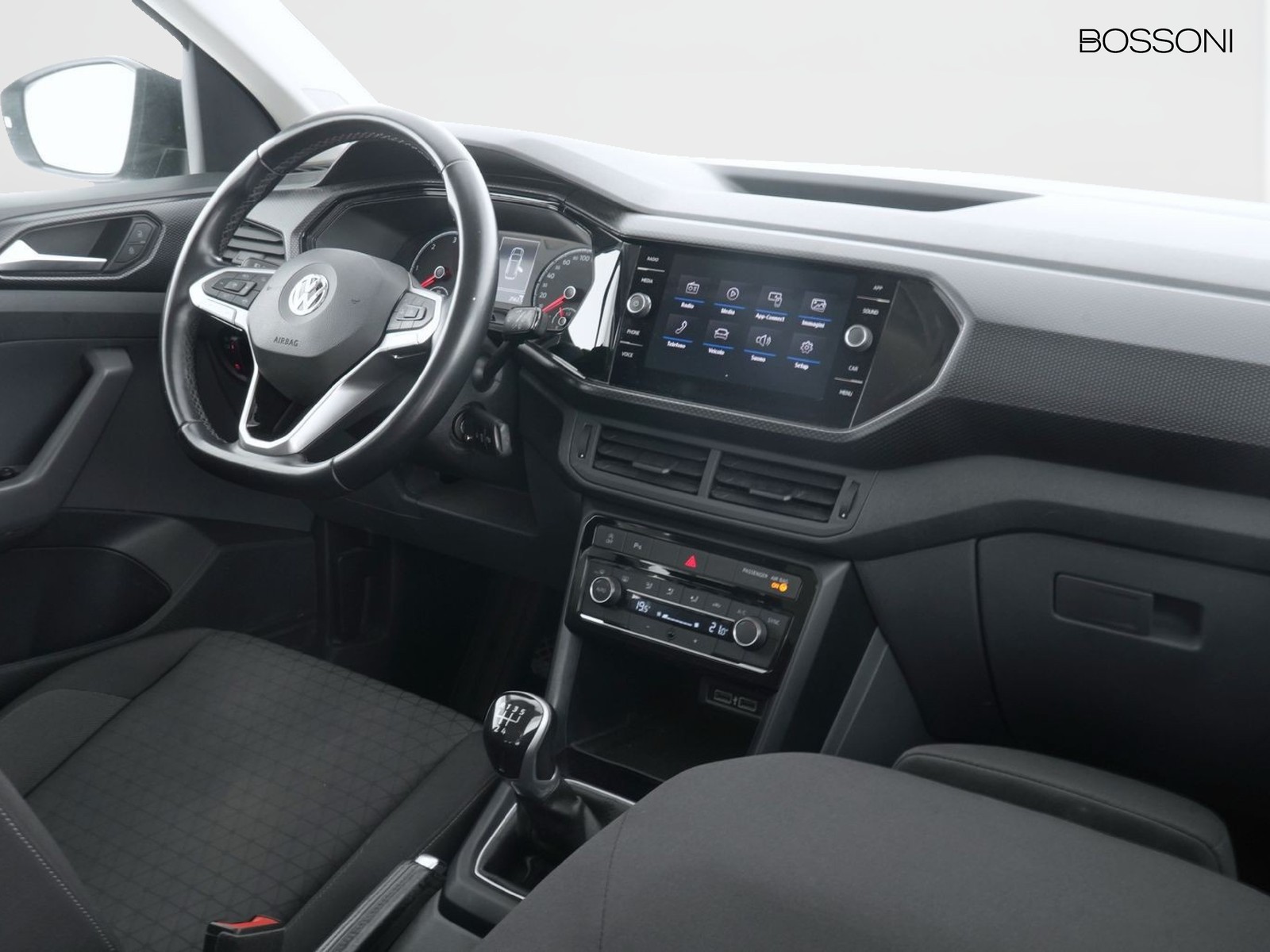 6 - Volkswagen T-Cross 1.6 tdi scr 95cv style