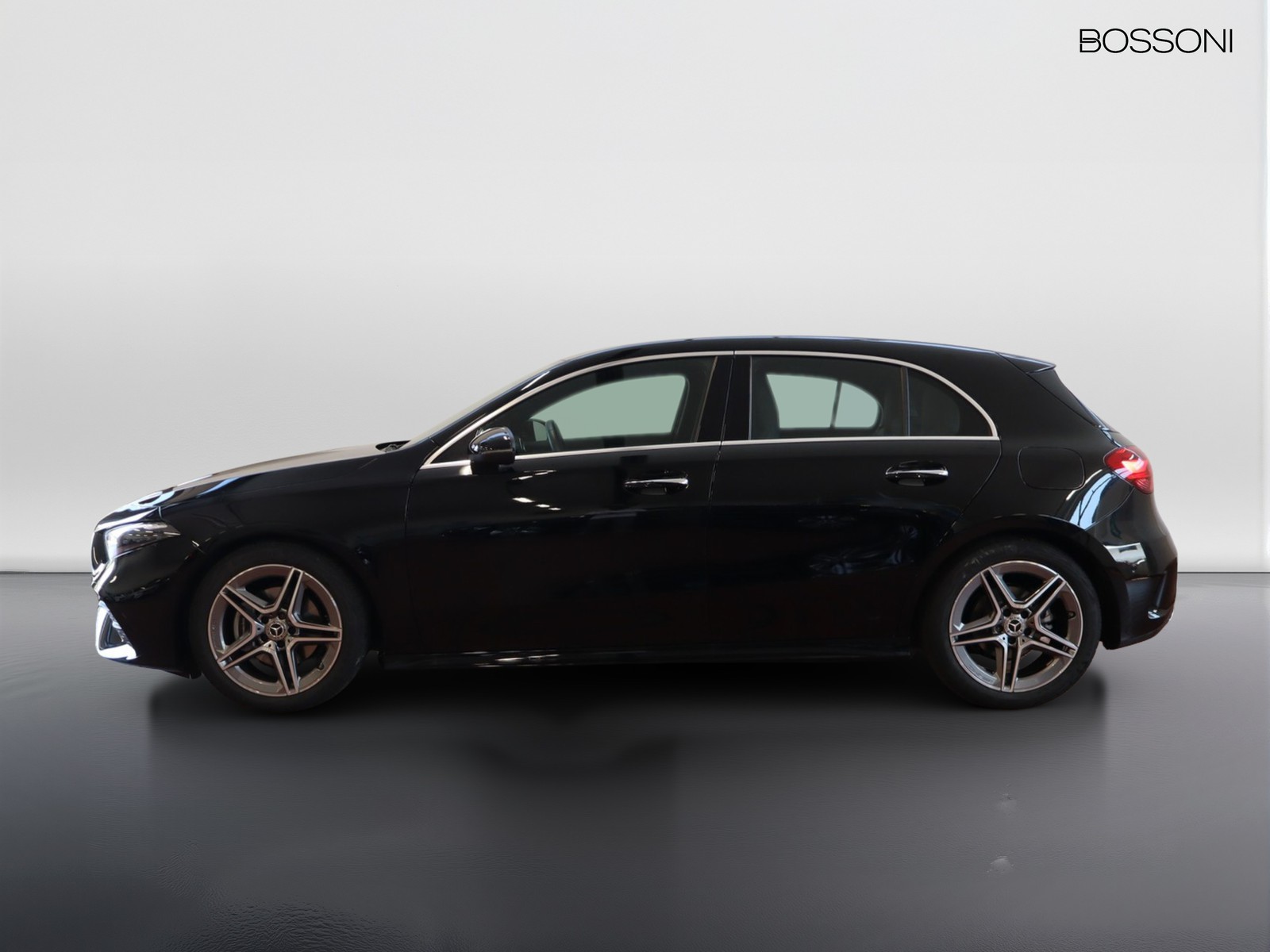 3 - Mercedes Classe A 180 amg line advanced plus 7g-dct
