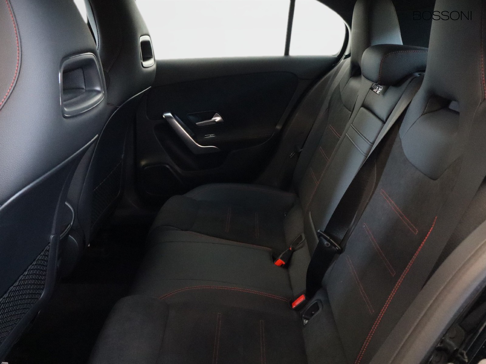 8 - Mercedes Classe A 180 amg line advanced plus 7g-dct