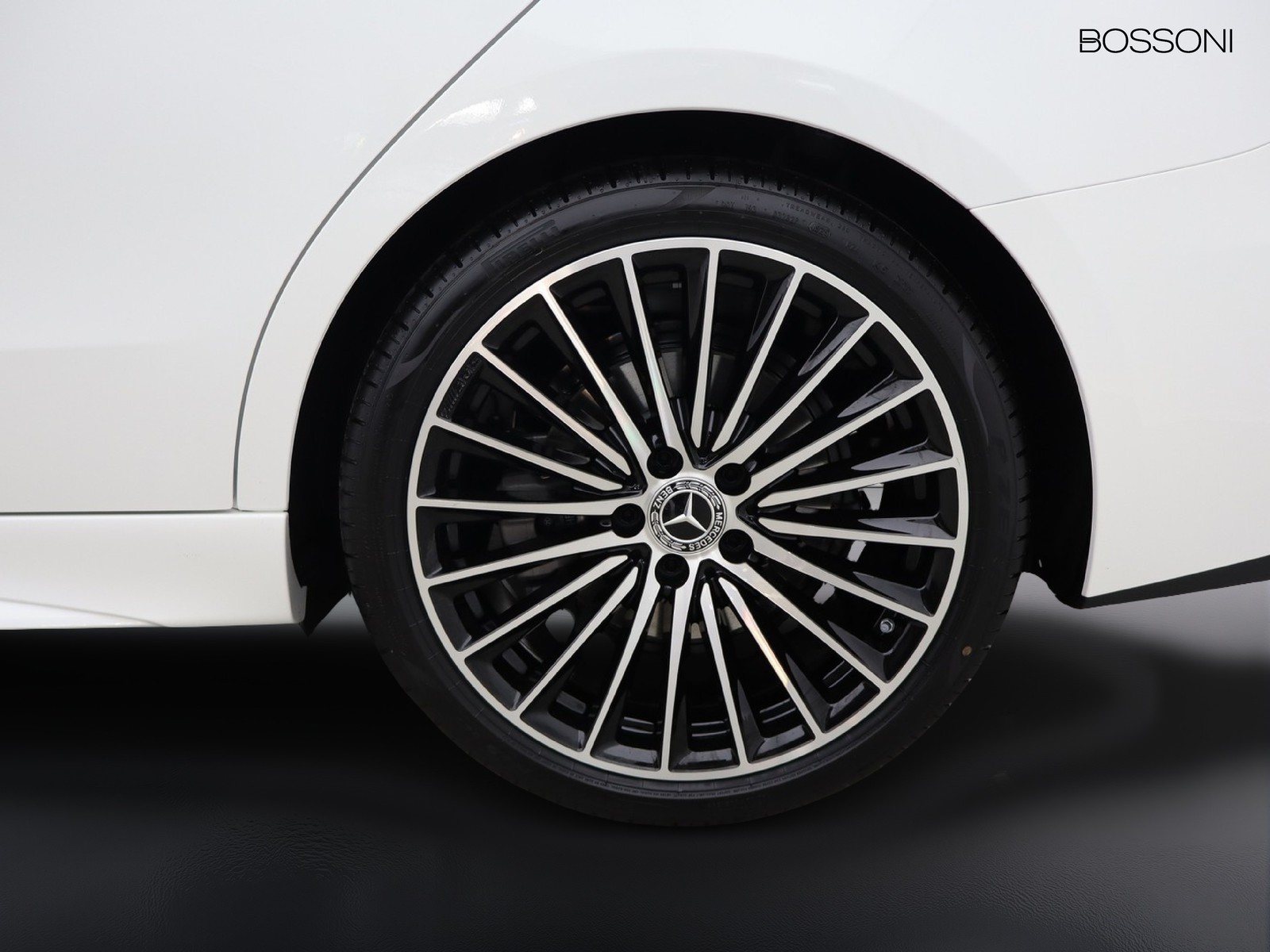 4 - Mercedes Classe C berlina 200 mild hybrid amg line advanced 9g-tronic