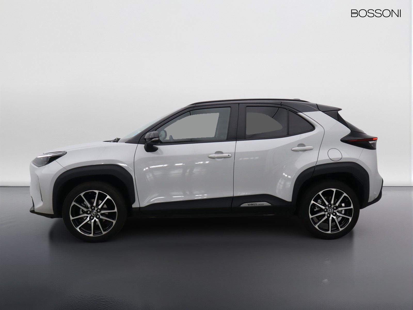 3 - Toyota yaris cross 1.5 h 116cv gr sport fwd e-cvt