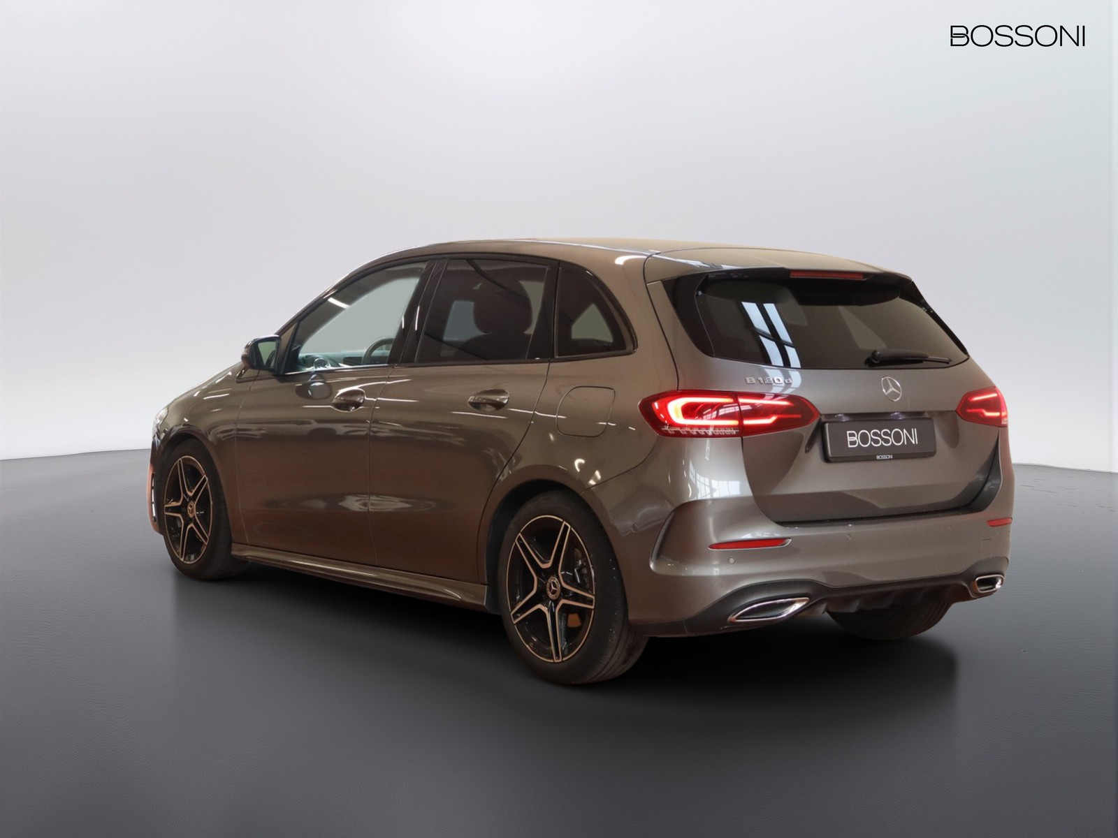 5 - Mercedes Classe B 180 d premium 8g-dct