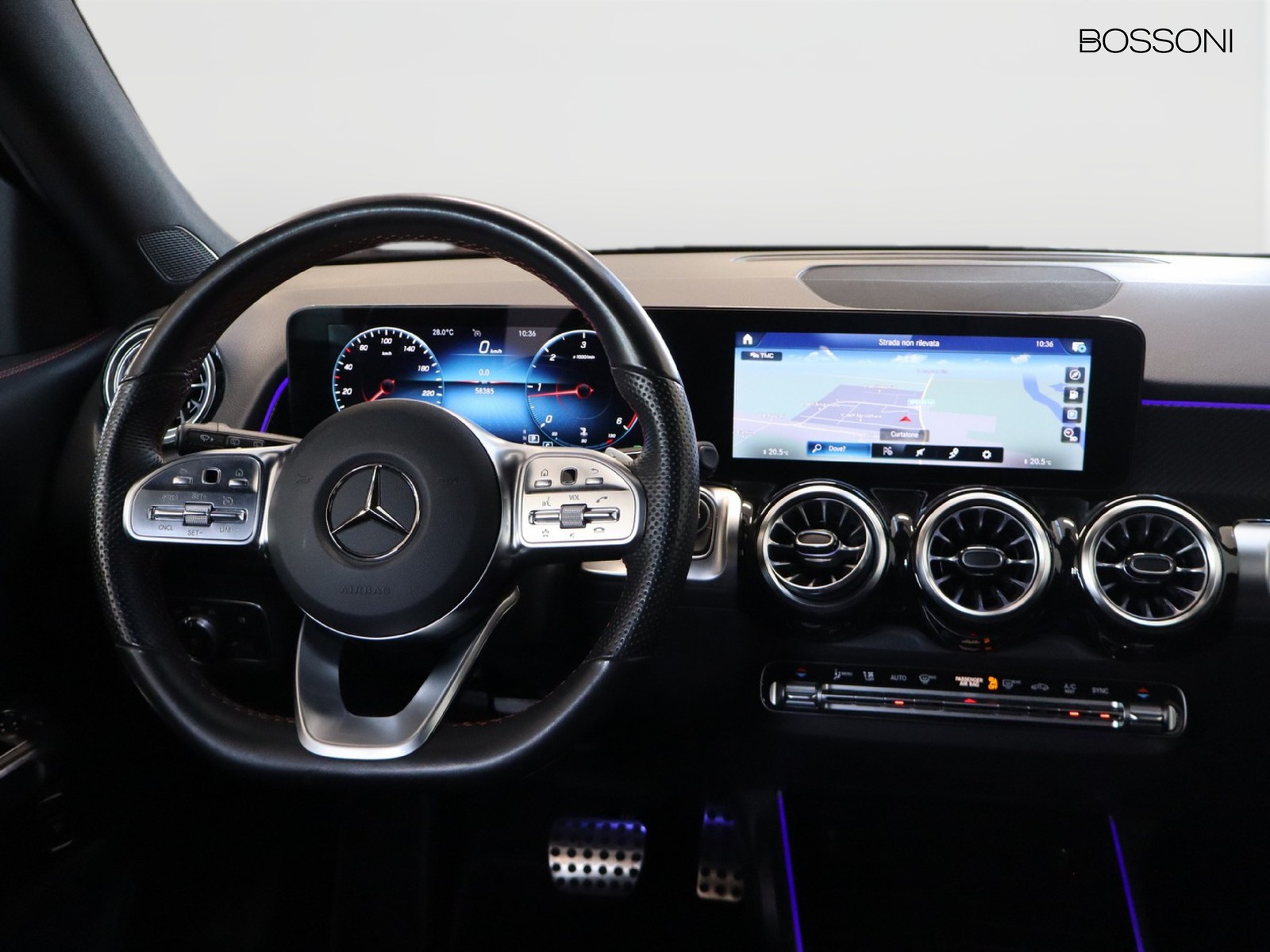 11 - Mercedes GLB 200 d premium 8g-dct