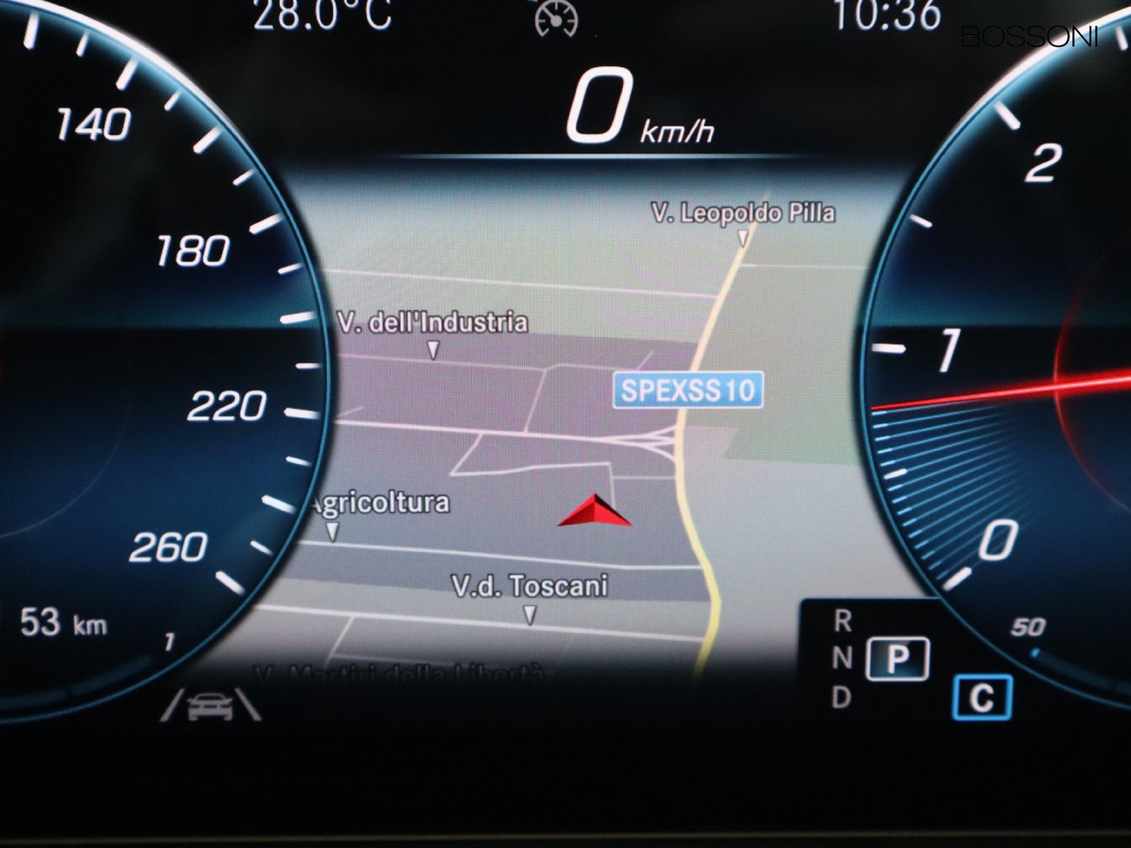 15 - Mercedes GLB 200 d premium 8g-dct