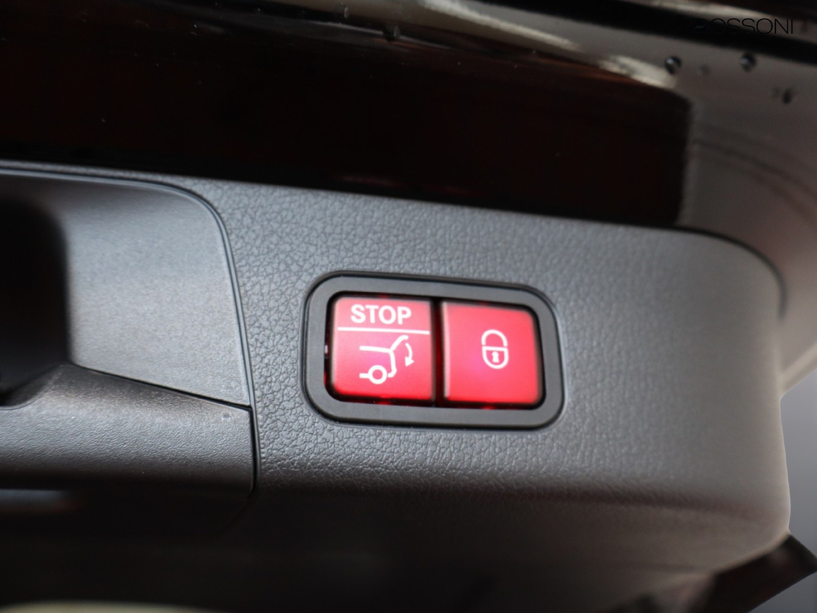 17 - Mercedes GLB 200 d premium 8g-dct