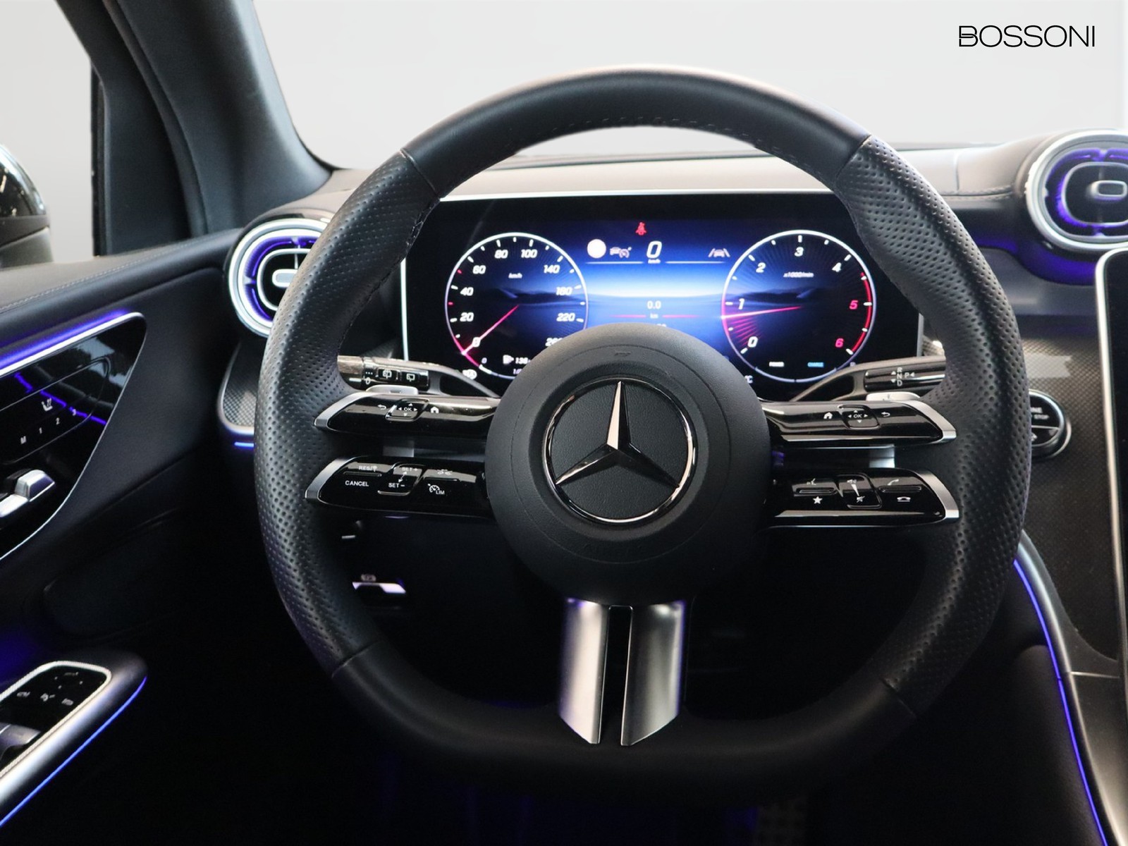 17 - Mercedes GLC suv 220 d amg line premium 4matic 9g-tronic