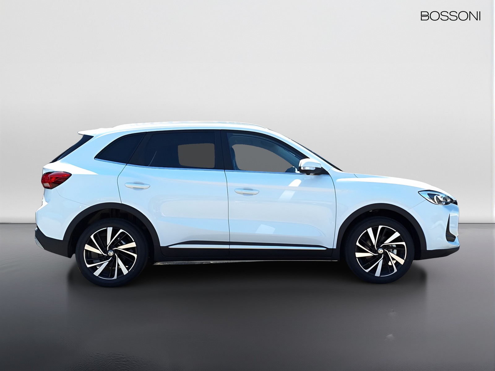4 - Mg ZS 1.5 hybrid+ luxury auto