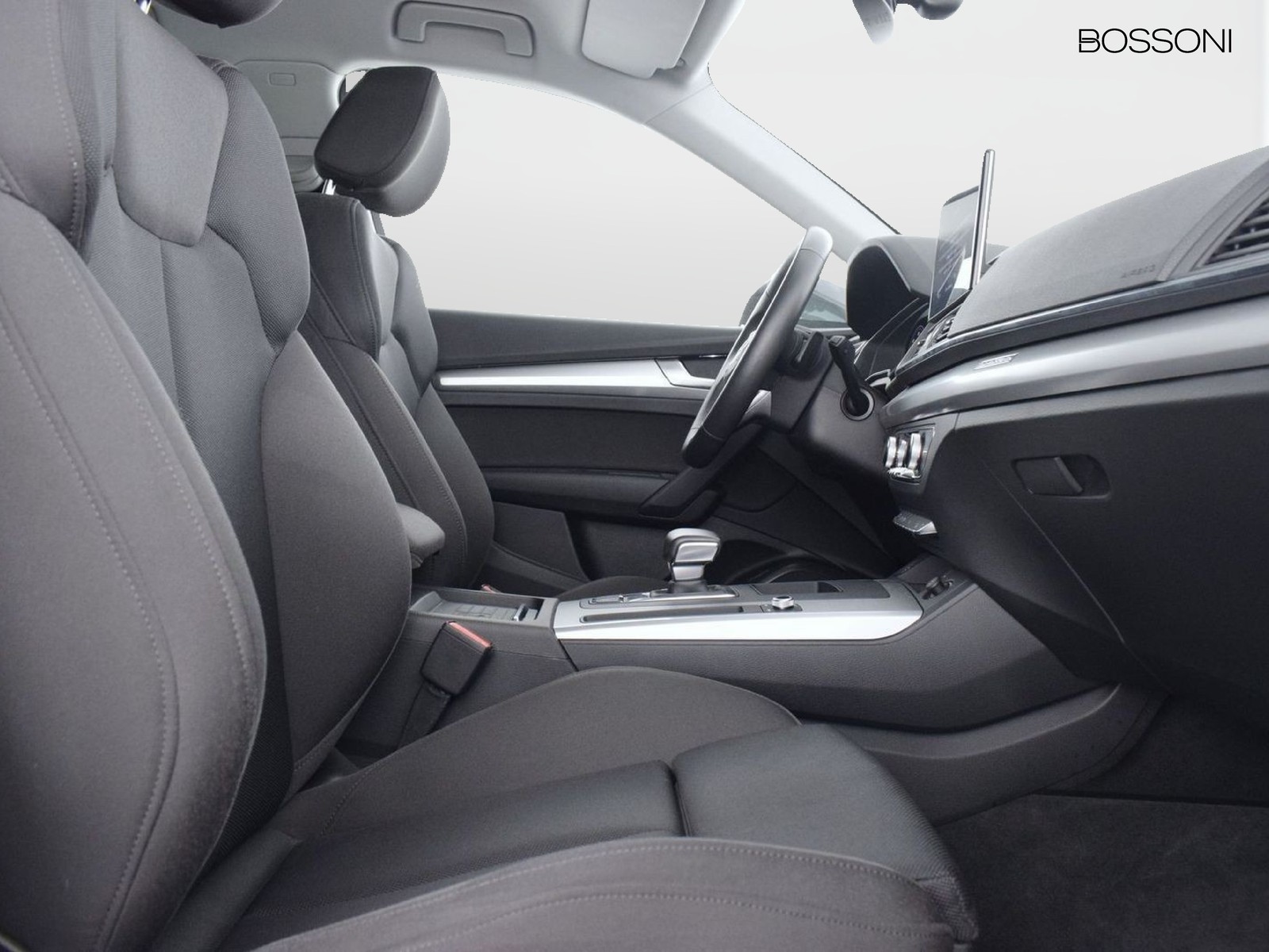 16 - Audi Q5 sportback 40 2.0 tdi mhev 12v s line quattro s tronic