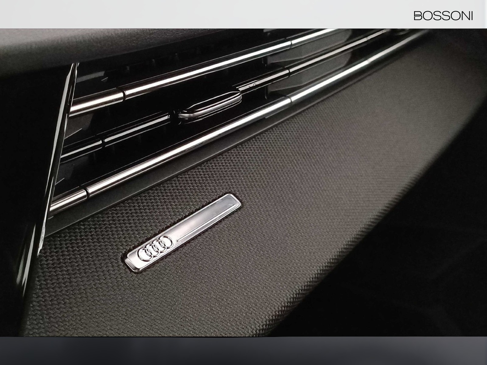 32 - Audi A3 sedan 2.0 tdi 150cv s line edition s tronic