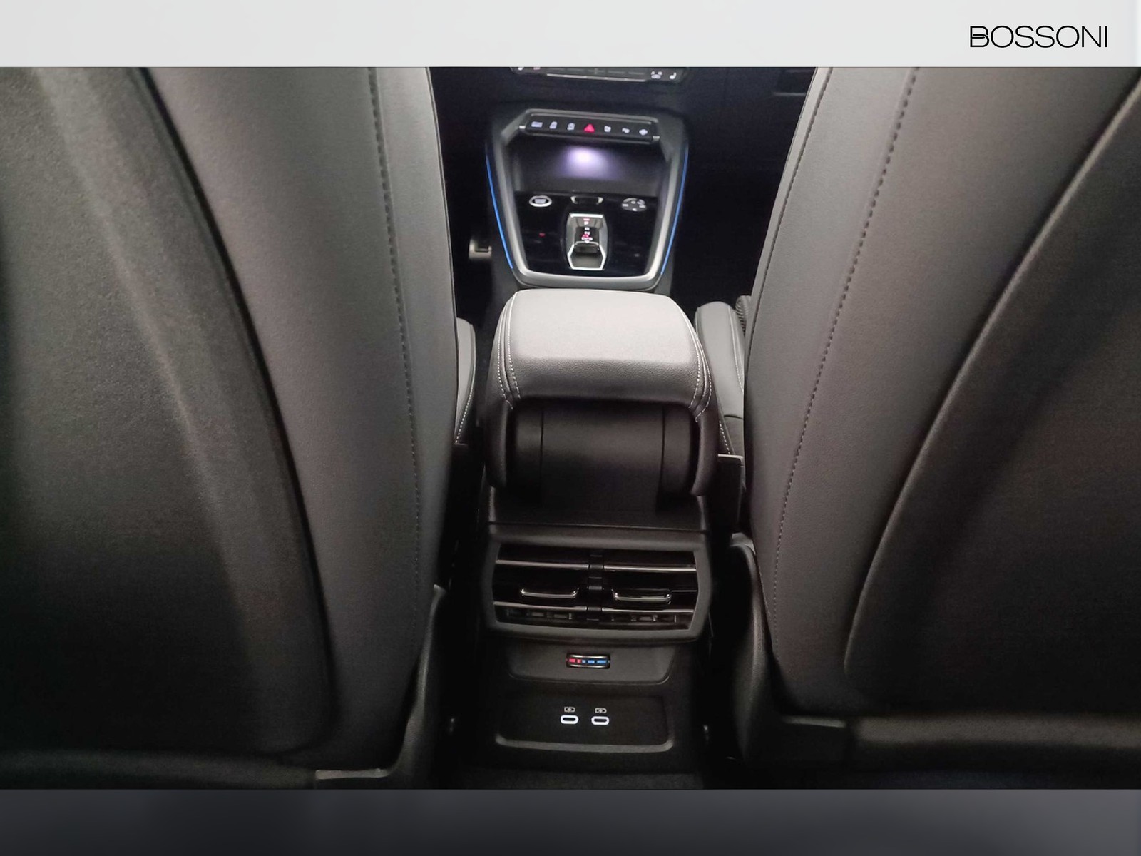 39 - Audi A3 sedan 2.0 tdi 150cv s line edition s tronic
