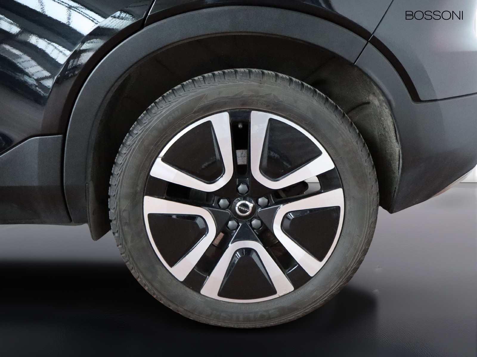 4 - Volvo XC40 1.5 t4 recharge plug-in-hybrid inscription geartronic my21