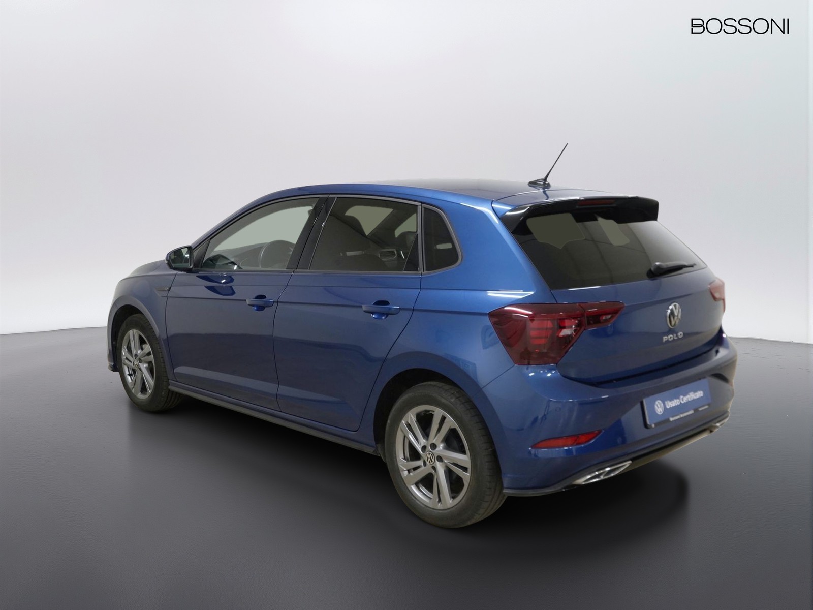 4 - Volkswagen Polo 1.0 tsi 95cv r line
