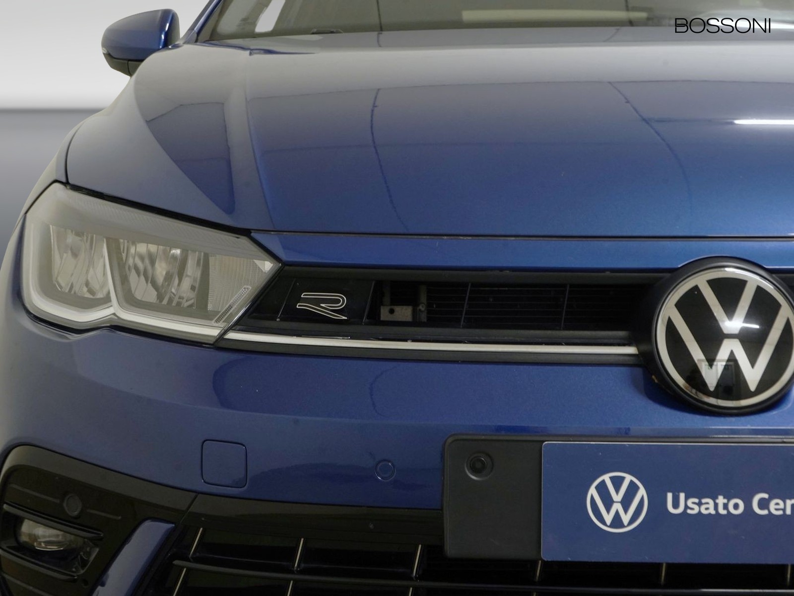 14 - Volkswagen Polo 1.0 tsi 95cv r line